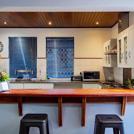 Sixty Three Hotel Bloemfontein Bagian luar foto