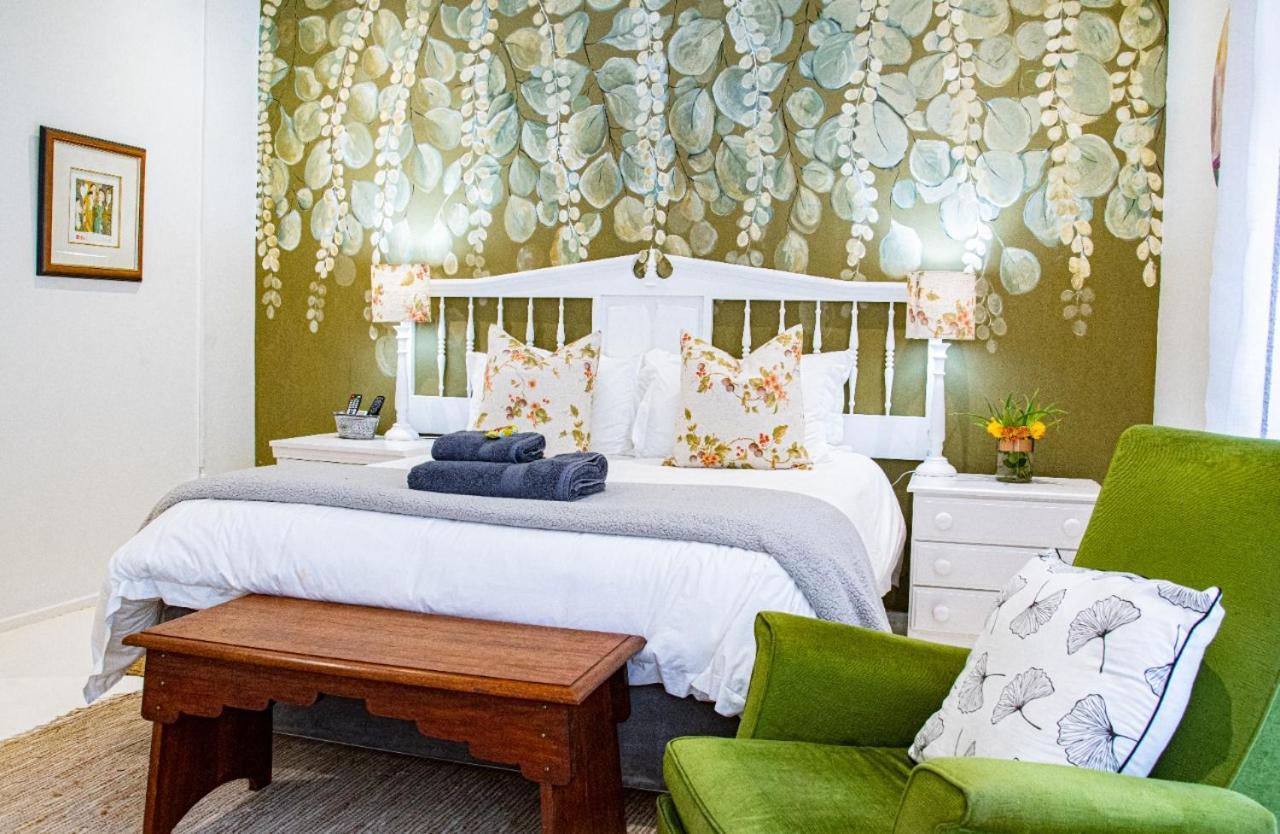 Sixty Three Hotel Bloemfontein Bagian luar foto