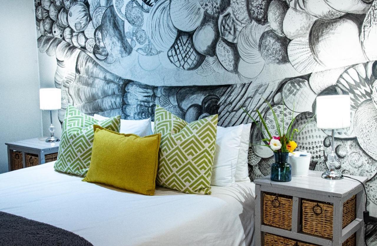 Sixty Three Hotel Bloemfontein Bagian luar foto