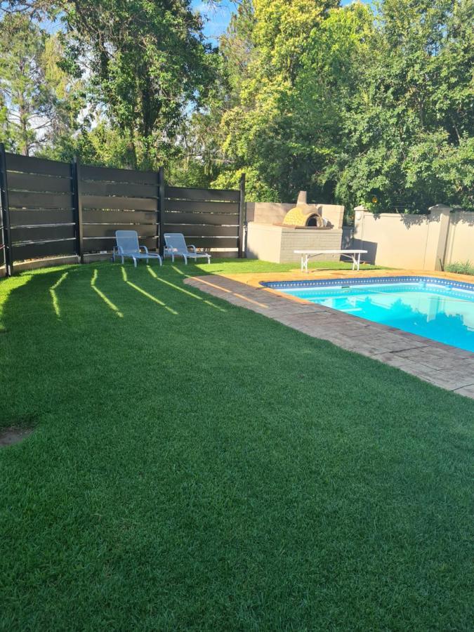 Sixty Three Hotel Bloemfontein Bagian luar foto