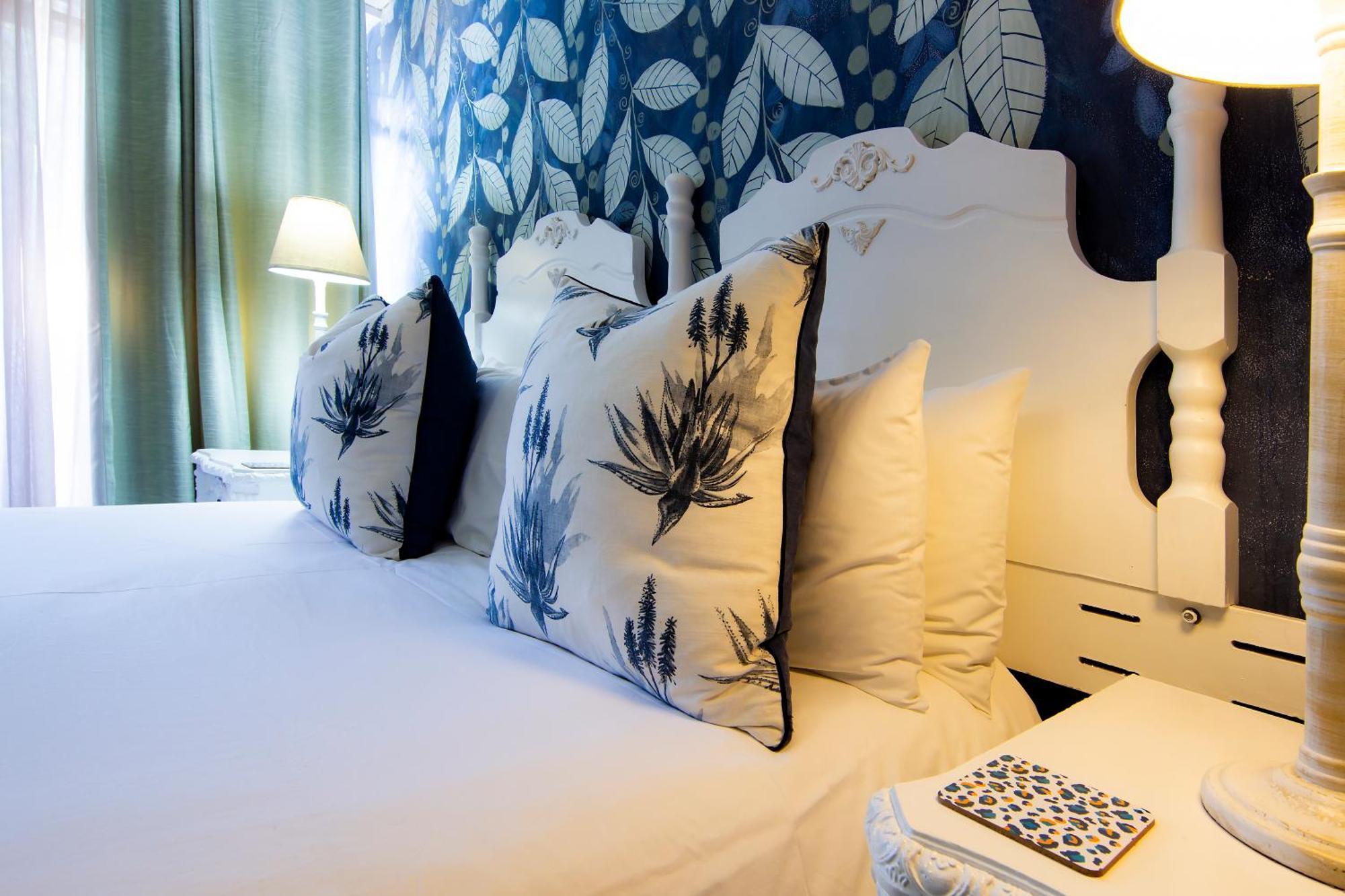 Sixty Three Hotel Bloemfontein Bagian luar foto